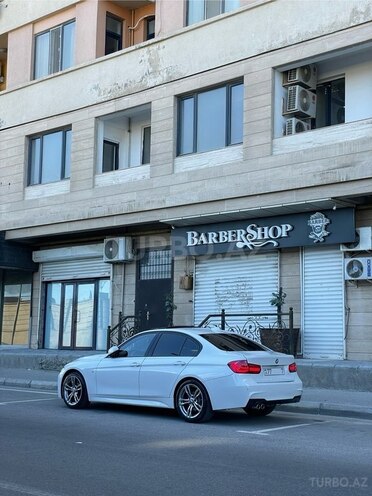 BMW 320-7