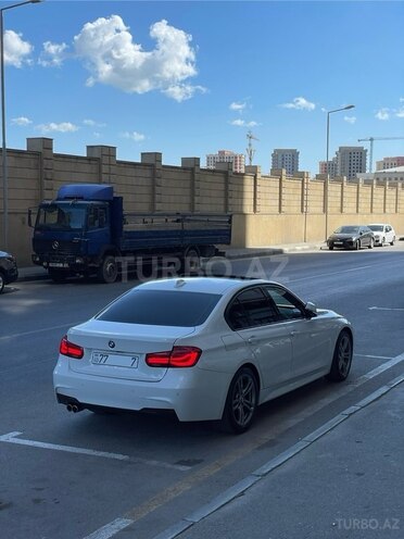 BMW 320-9