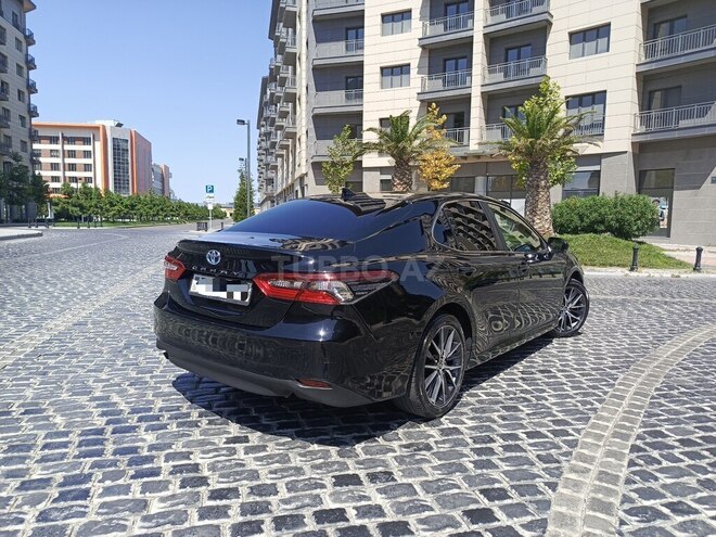 Toyota Camry-7