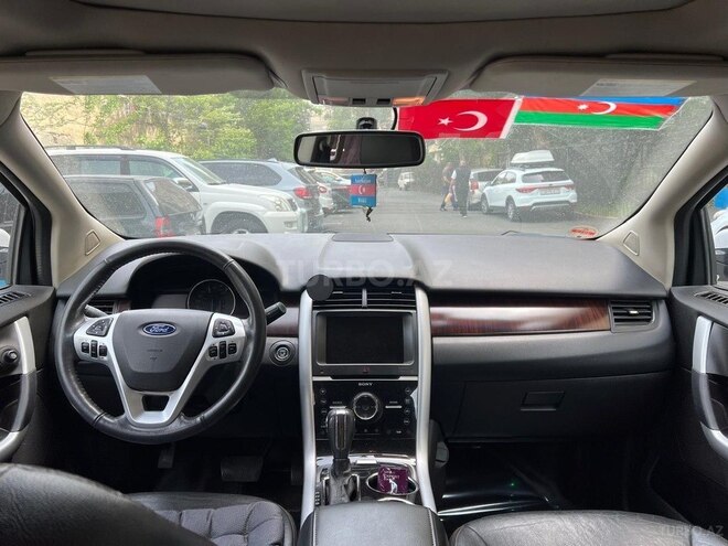 Ford Edge-5