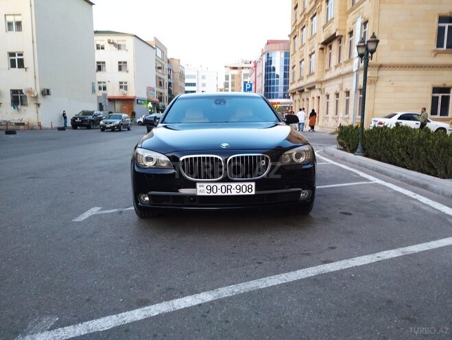 BMW 750 2010, 174,500 km - 4.4 l - Bakı