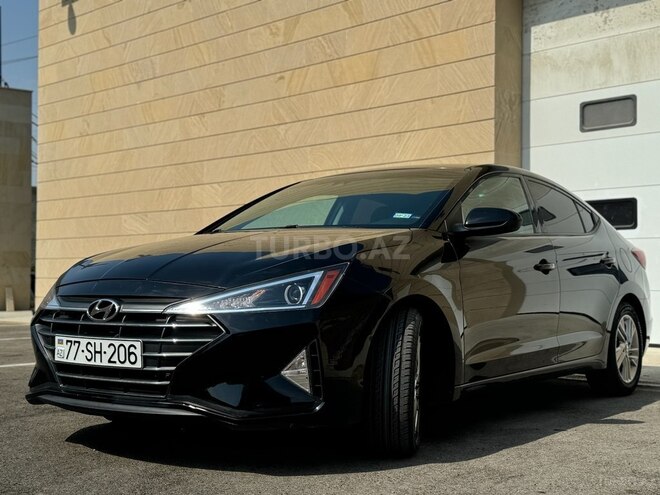 Hyundai Elantra 2019, 150,000 km - 2.0 l - Bakı