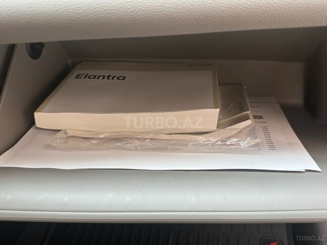 Hyundai Elantra 2019, 150,000 km - 2.0 l - Bakı