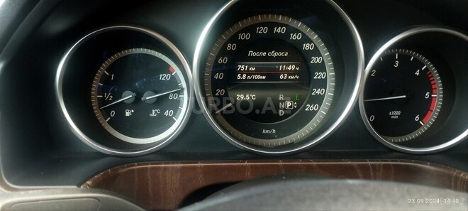 Mercedes E 220 d 2014, 258,000 km - 2.2 l - Bakı