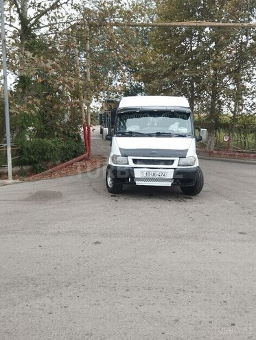Ford Transit 2000, 488,487 km - 2.5 л - Salyan