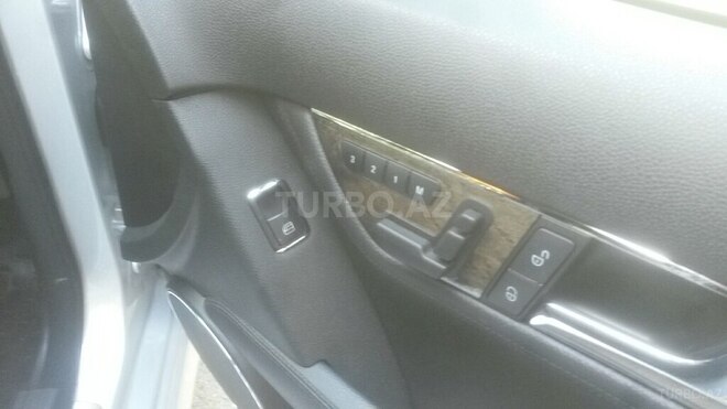 Mercedes C 250-9