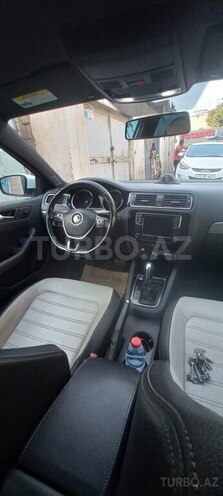 Volkswagen Jetta 2016, 332,000 km - 1.8 л - Bakı