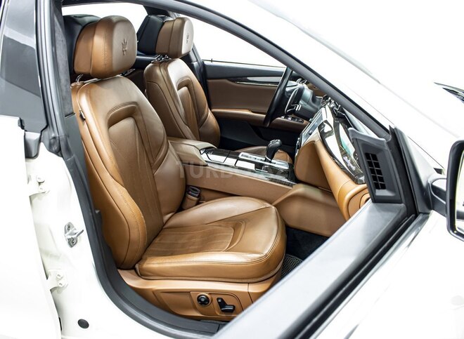 Maserati Quattroporte 2014, 54,000 km - 3.8 л - Bakı