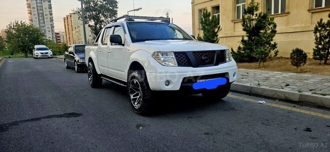 Nissan Navara 2014, 210,000 km - 2.5 l - Bakı