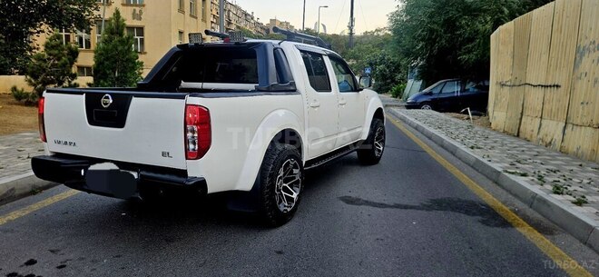 Nissan Navara 2014, 210,000 km - 2.5 l - Bakı