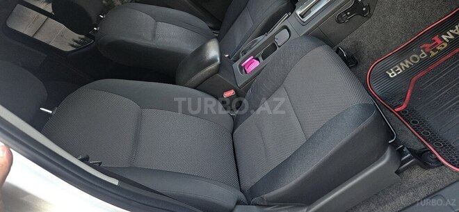 Nissan Navara 2014, 210,000 km - 2.5 l - Bakı