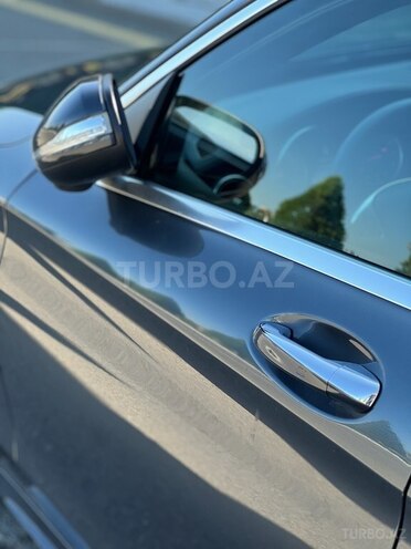 Mercedes C 300 4MATIC 2015, 130,000 km - 2.0 l - Gəncə
