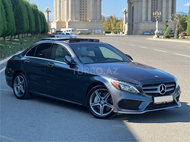 Mercedes C 300 4MATIC 2015, 130,000 km - 2.0 l - Gəncə
