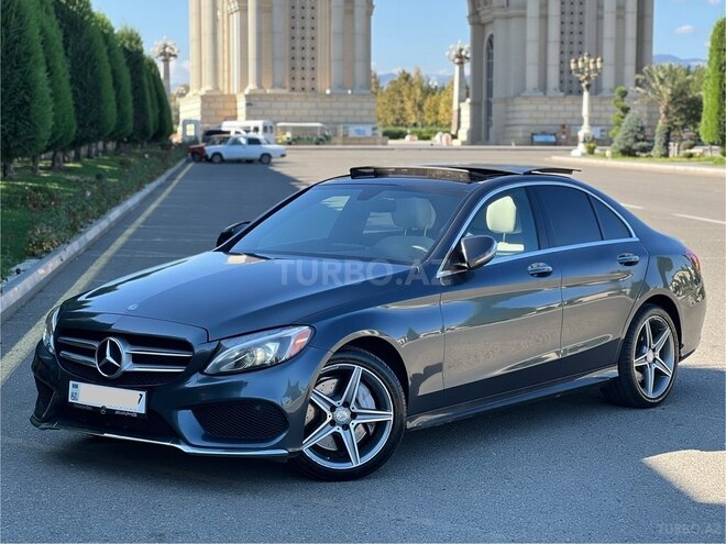 Mercedes C 300 4MATIC 2015, 130,000 km - 2.0 l - Gəncə