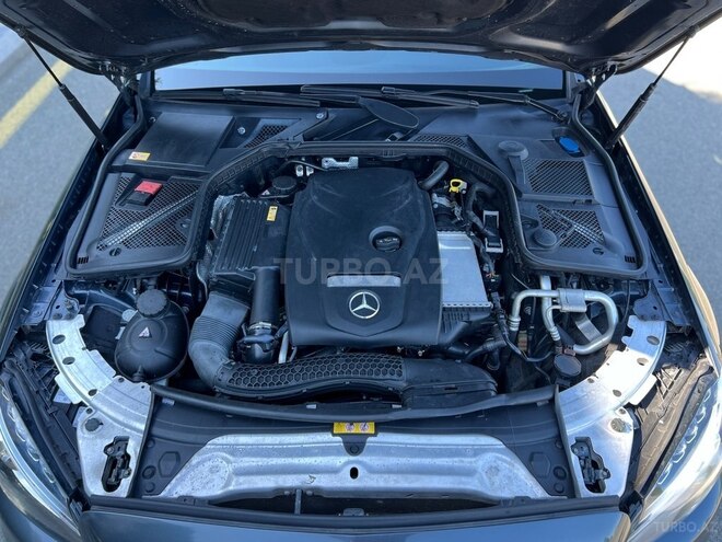 Mercedes C 300 4MATIC 2015, 130,000 km - 2.0 l - Gəncə