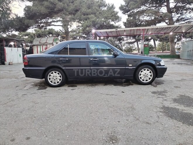 Mercedes C 180 1995, 389,000 km - 1.8 л - Bakı