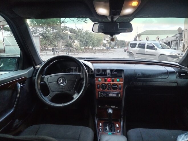 Mercedes C 180 1995, 389,000 km - 1.8 л - Bakı