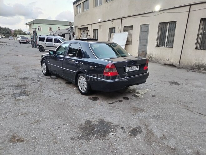 Mercedes C 180 1995, 389,000 km - 1.8 л - Bakı