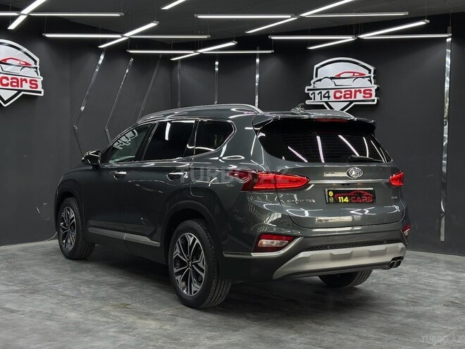 Hyundai Santa Fe-8