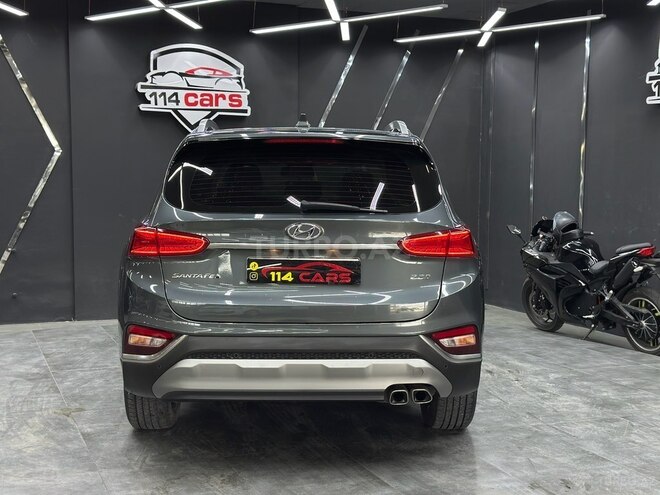 Hyundai Santa Fe-7