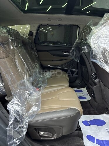 Hyundai Santa Fe-10