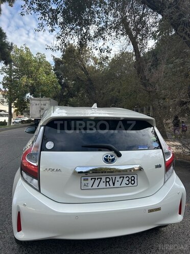 Toyota Aqua 2019, 128,500 km - 1.5 l - Bakı