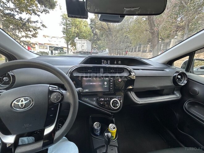 Toyota Aqua 2019, 128,500 km - 1.5 l - Bakı