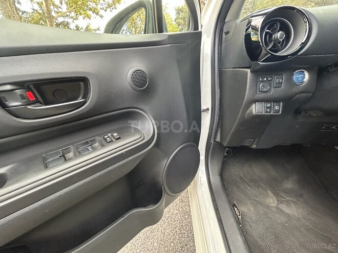 Toyota Aqua 2019, 128,500 km - 1.5 l - Bakı