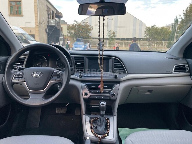 Hyundai Elantra 2016, 51,499 km - 2.0 л - Bakı
