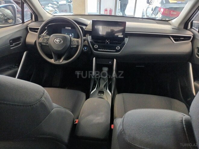 Toyota Corolla Cross-3