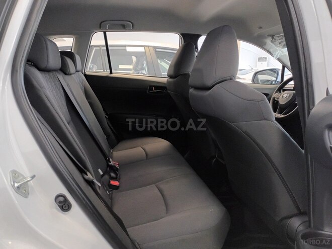 Toyota Corolla Cross-11