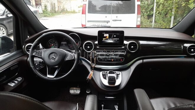Mercedes V 250-3