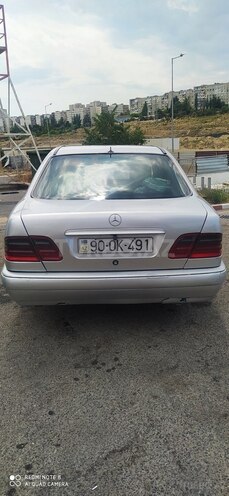 Mercedes E 220 d 1999, 658,245 km - 2.2 l - Bakı