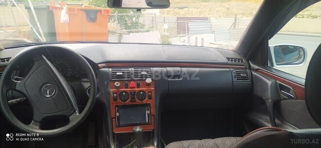 Mercedes E 220 d 1999, 658,245 km - 2.2 l - Bakı