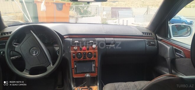 Mercedes E 220 d 1999, 658,245 km - 2.2 l - Bakı
