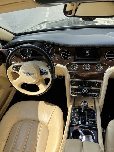 Bentley Mulsanne-11