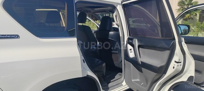 Toyota Land Cruiser Prado 2012, 175,562 km - 2.7 л - Bakı