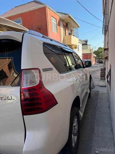 Toyota Land Cruiser Prado 2010, 265,000 km - 2.7 l - Bakı