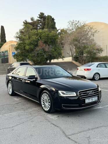 Audi A8-4