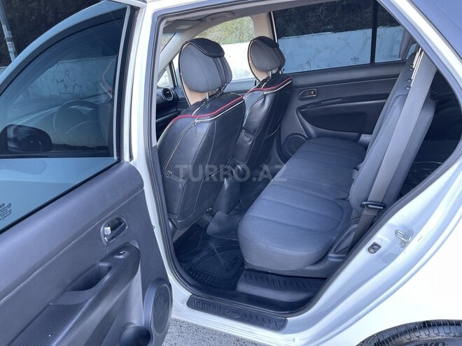 Kia Carens 2011, 235,507 km - 2.0 л - Bakı