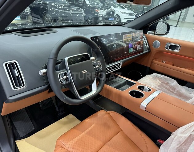 Li Auto L6-9