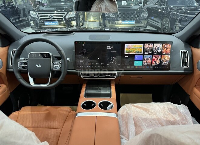Li Auto L6-8