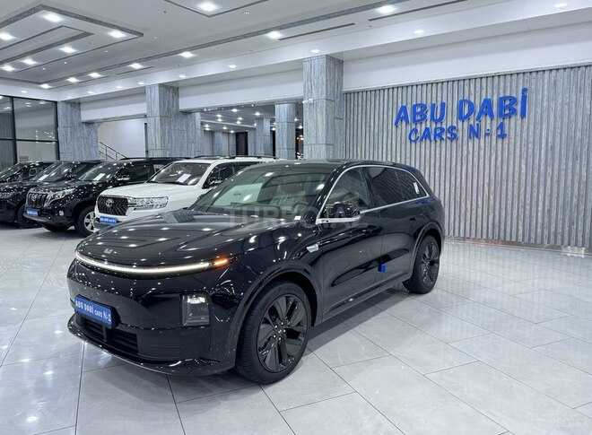 Li Auto L6-1