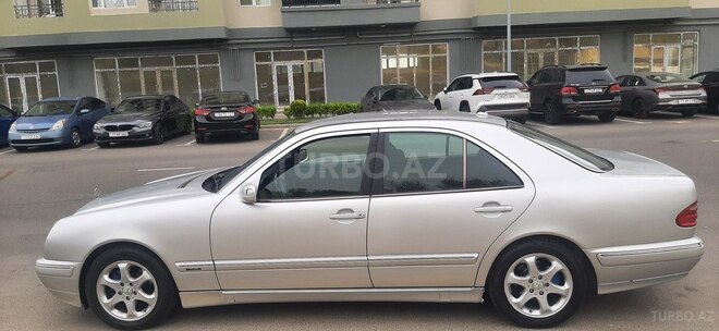 Mercedes E 220 d 2000, 300,000 km - 2.2 l - Bakı