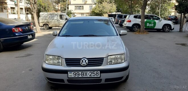 Volkswagen Bora 2000, 185,000 km - 1.6 l - Bakı