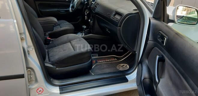 Volkswagen Bora 2000, 185,000 km - 1.6 l - Bakı