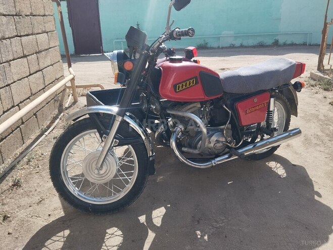 IJ Planeta 5 1995, 12,000 km - 0.3 l - Neftçala