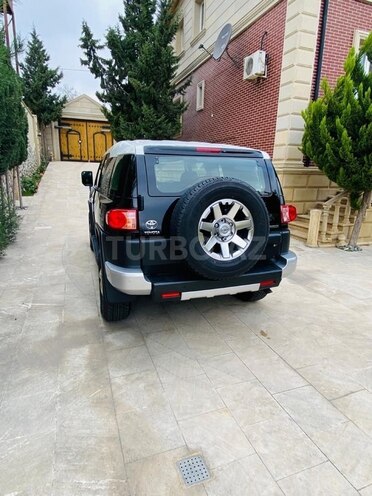 Toyota FJ Cruiser 2021, 5,800 km - 4.0 l - Bakı