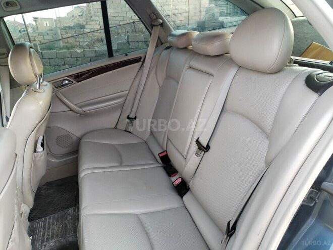 Mercedes C 220 d 2002, 350,000 km - 2.2 л - Bakı