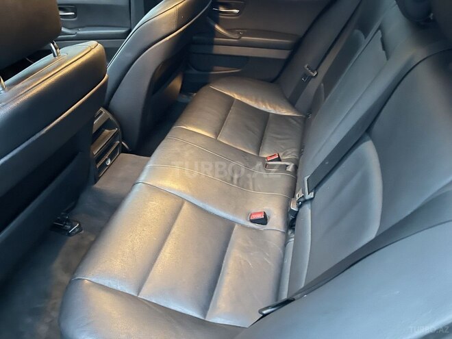BMW 528 2012, 298,000 km - 2.0 л - Bakı